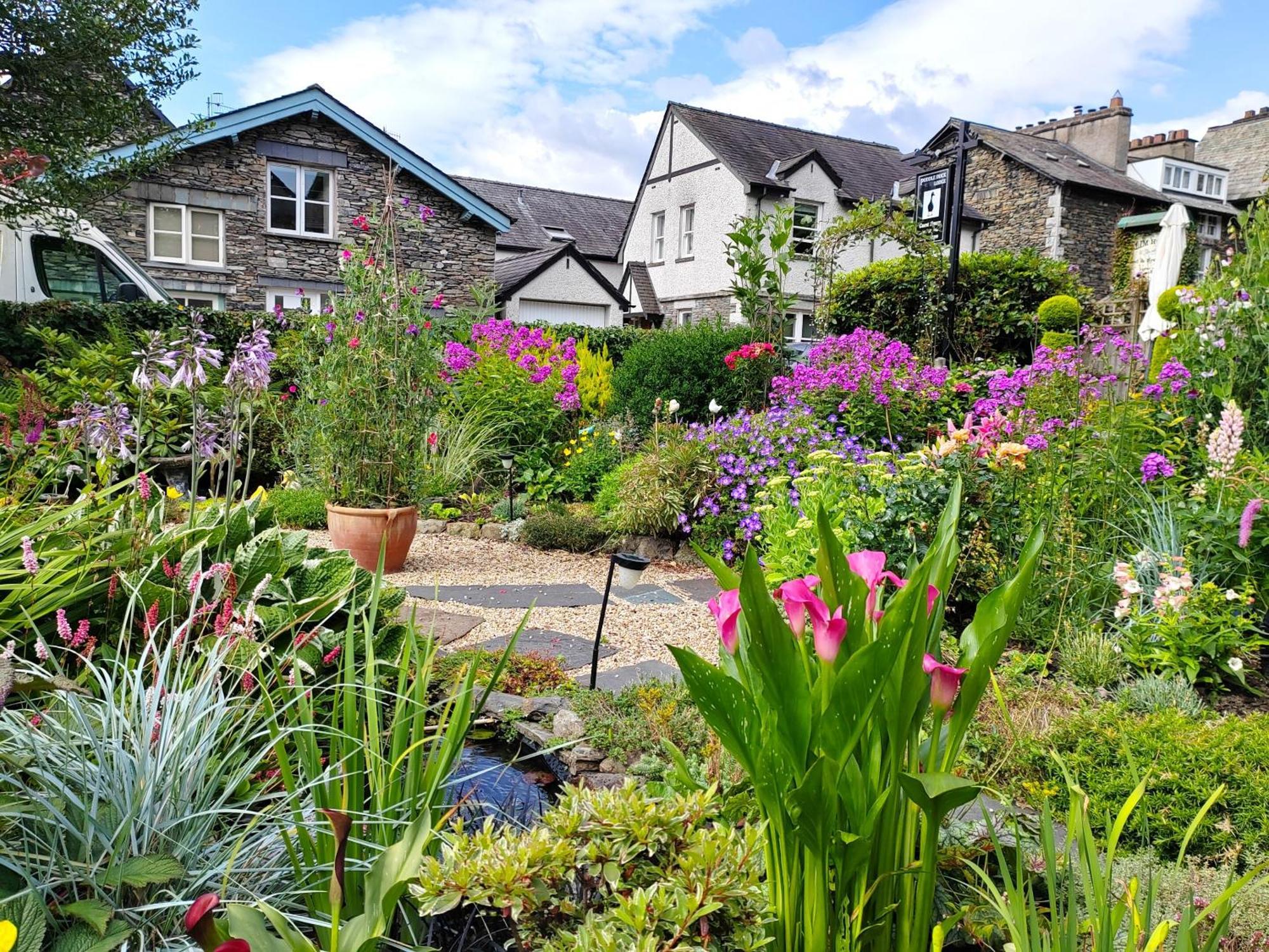 Puddle Duck Lodge - Adults Only Bowness-on-Windermere Eksteriør bilde